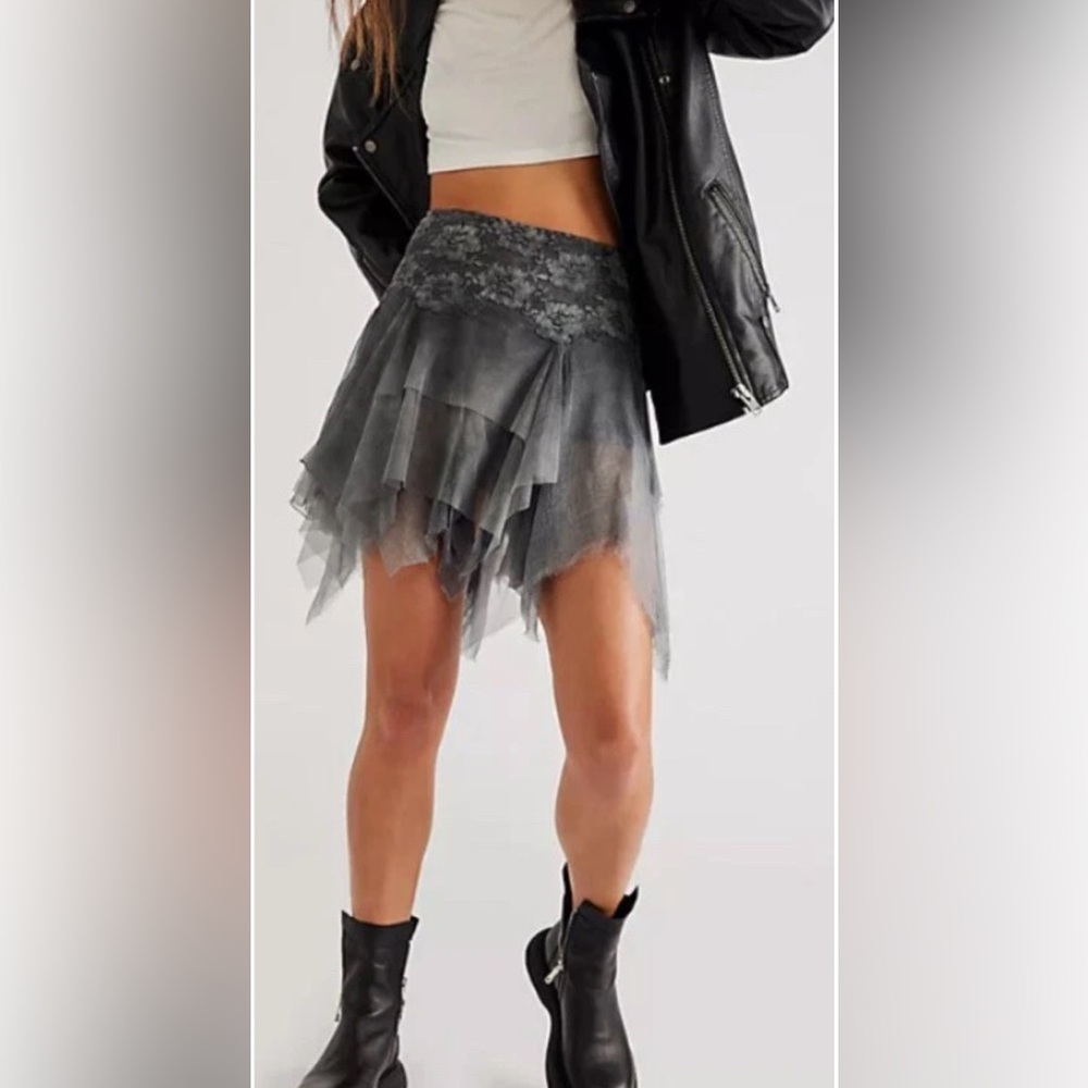 Brenda Knight for Free People Grey Tulle Lace Asymmetrical Mini Skirt Small